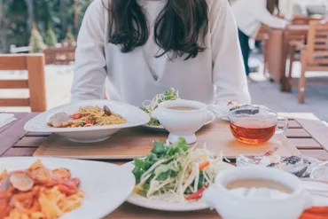 初デートの会話が弾む話題&ネタ！初対面で使える話が続かない時の対処法も紹介